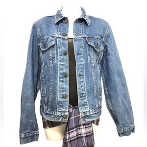 Vintage 80’s Levi's Blue Trucker Denim Jean Jacket Size 42L 71506-0214 Unisex